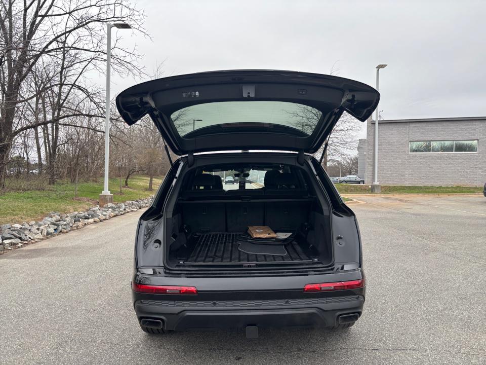 2026 Audi Q7 Premium - Photo 14