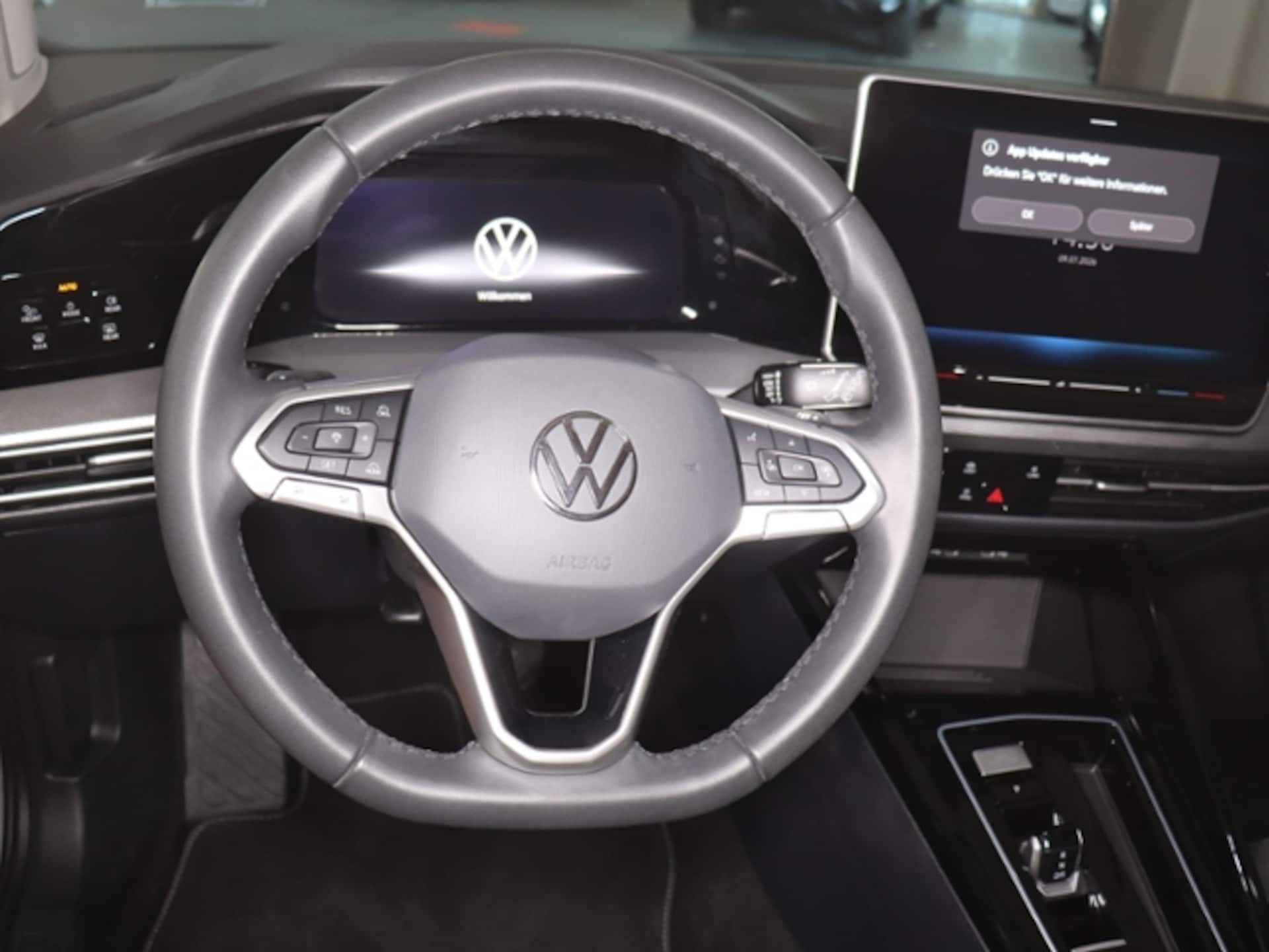 Volkswagen Golf Style