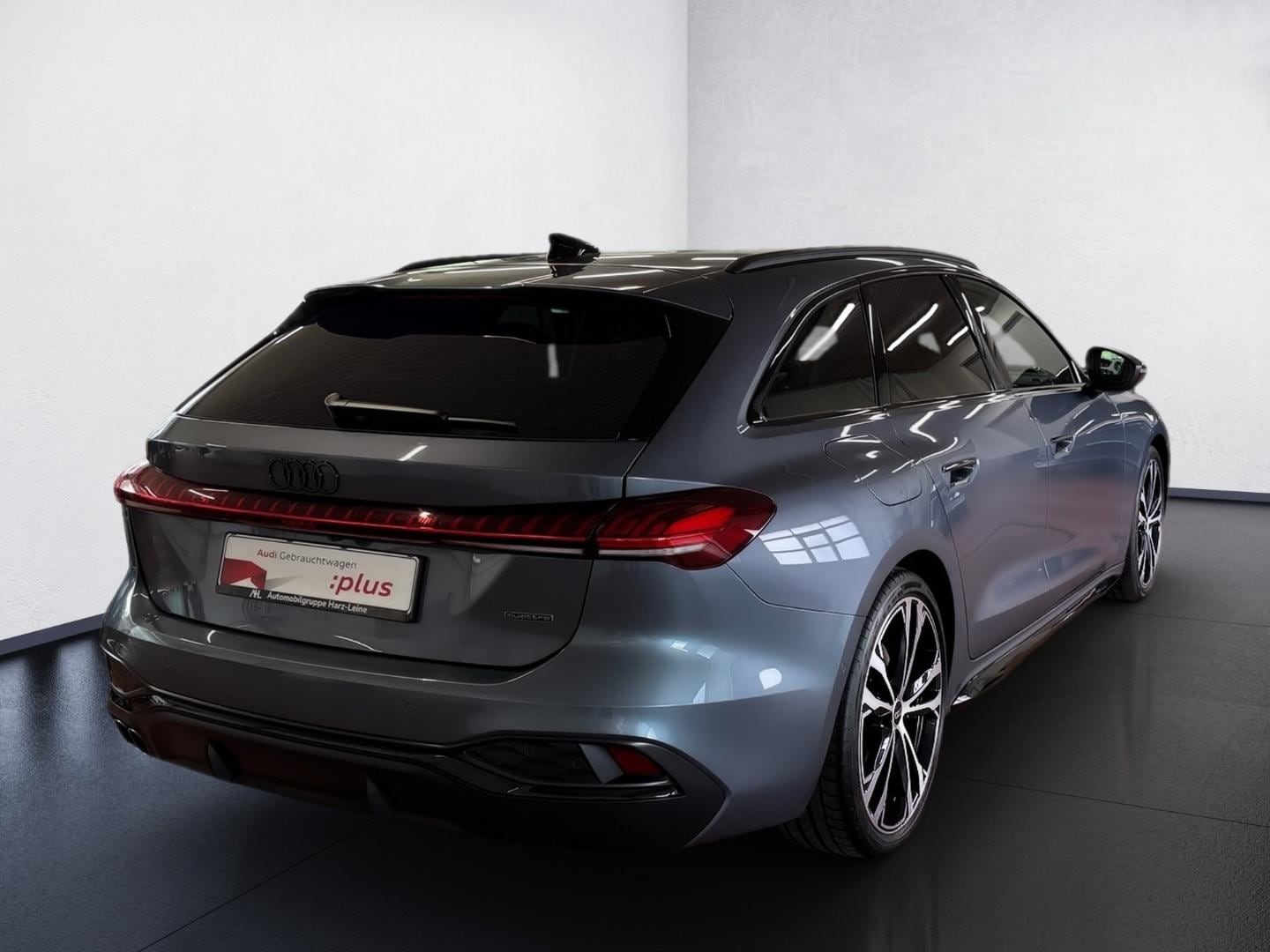 Bild über Audi A5 Avant TDI quattro 150 kW S tronic - für weitere Informationen kontaktieren Sie den Audi Partner