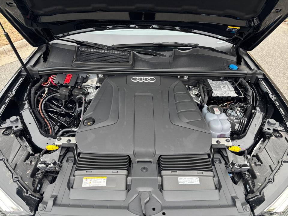 2026 Audi Q7 Premium - Photo 16
