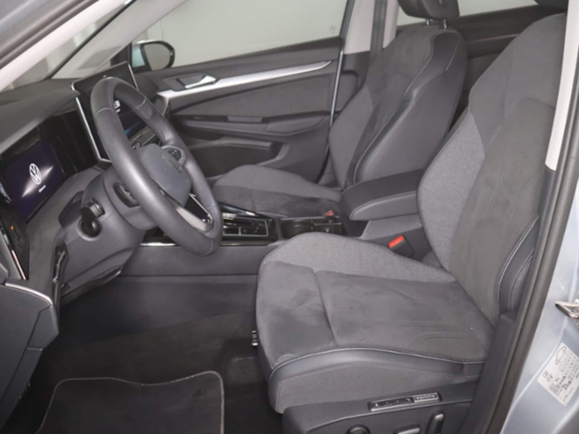 Volkswagen Golf Style