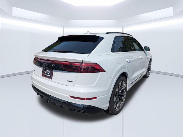 2026 Audi Q8