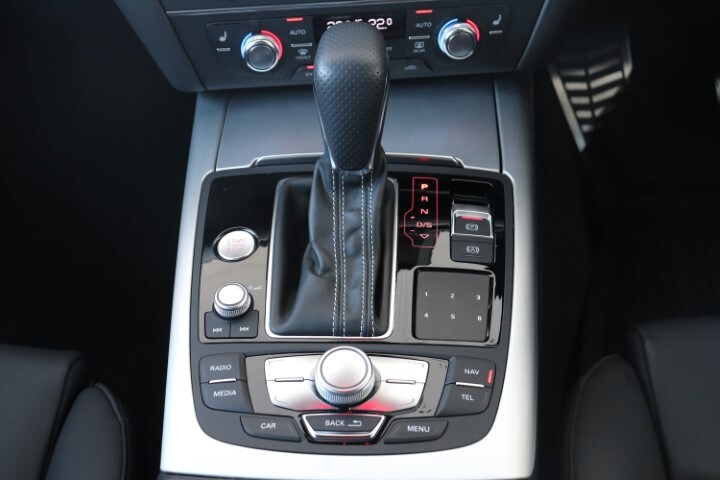 Audi A6 Sedan