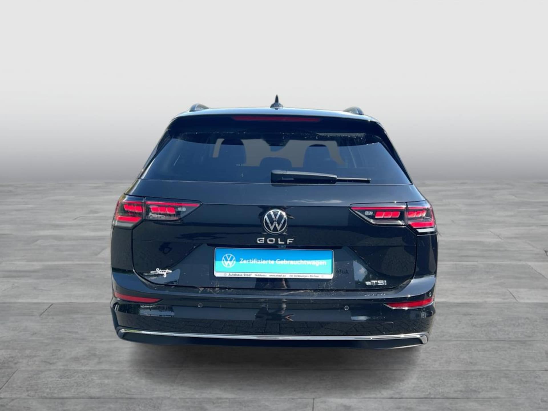 Volkswagen Golf Variant Life
