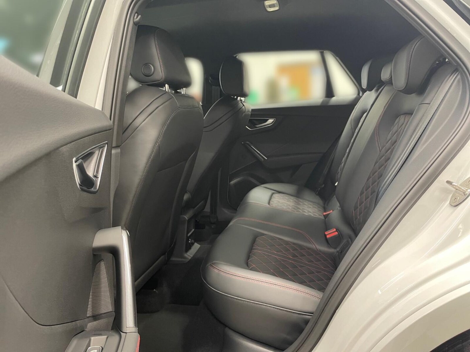 Audi SQ2 – Bild 13