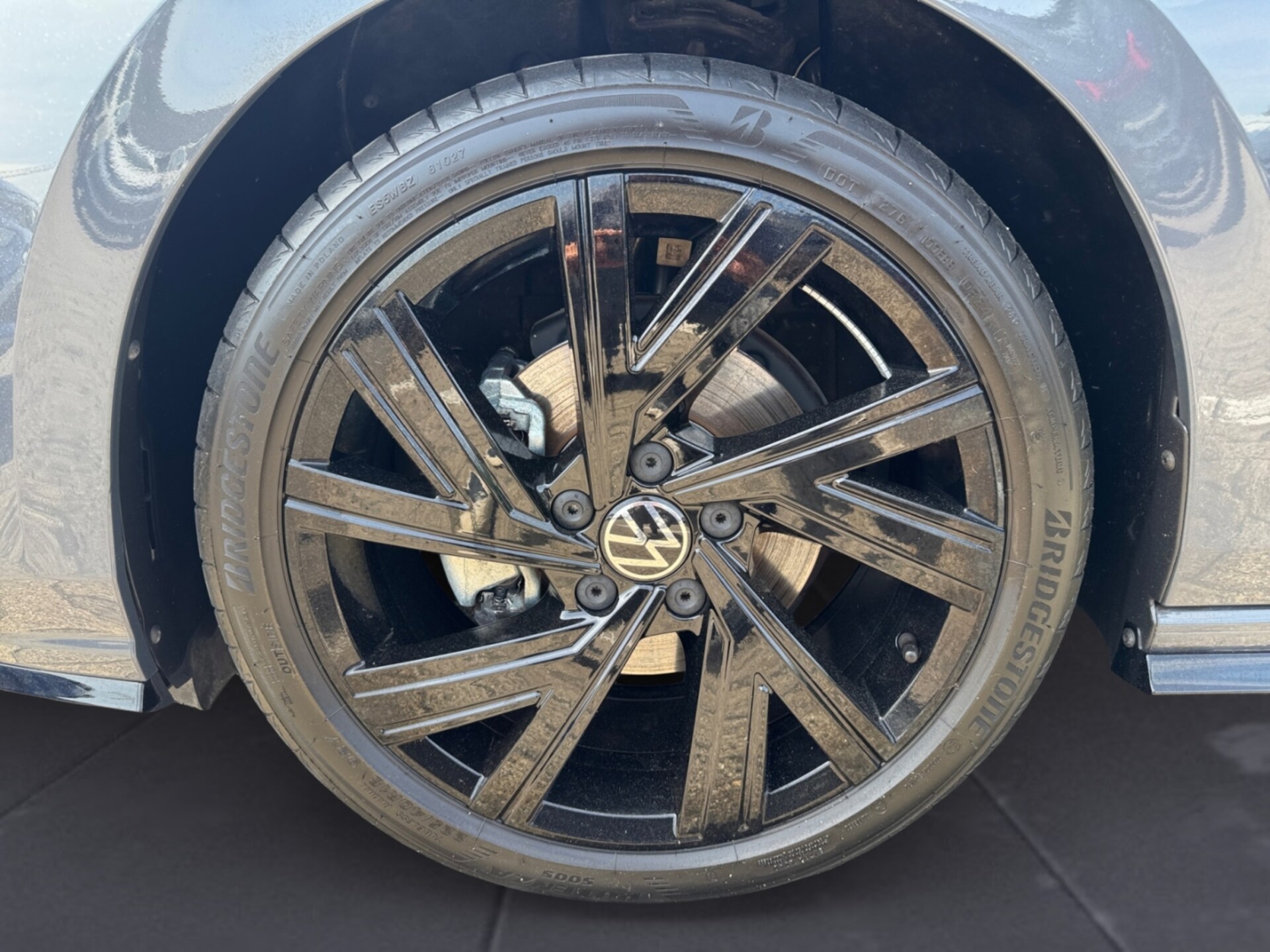 Volkswagen Golf R-Line