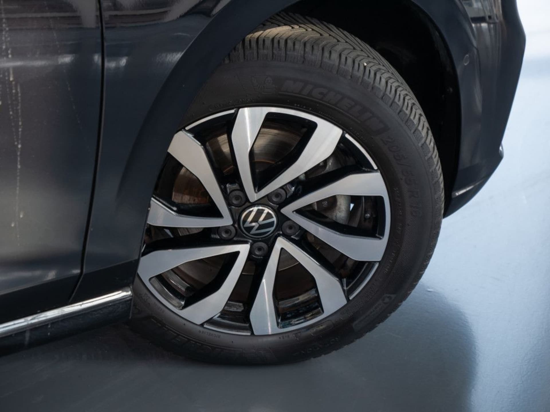 Volkswagen Golf Active