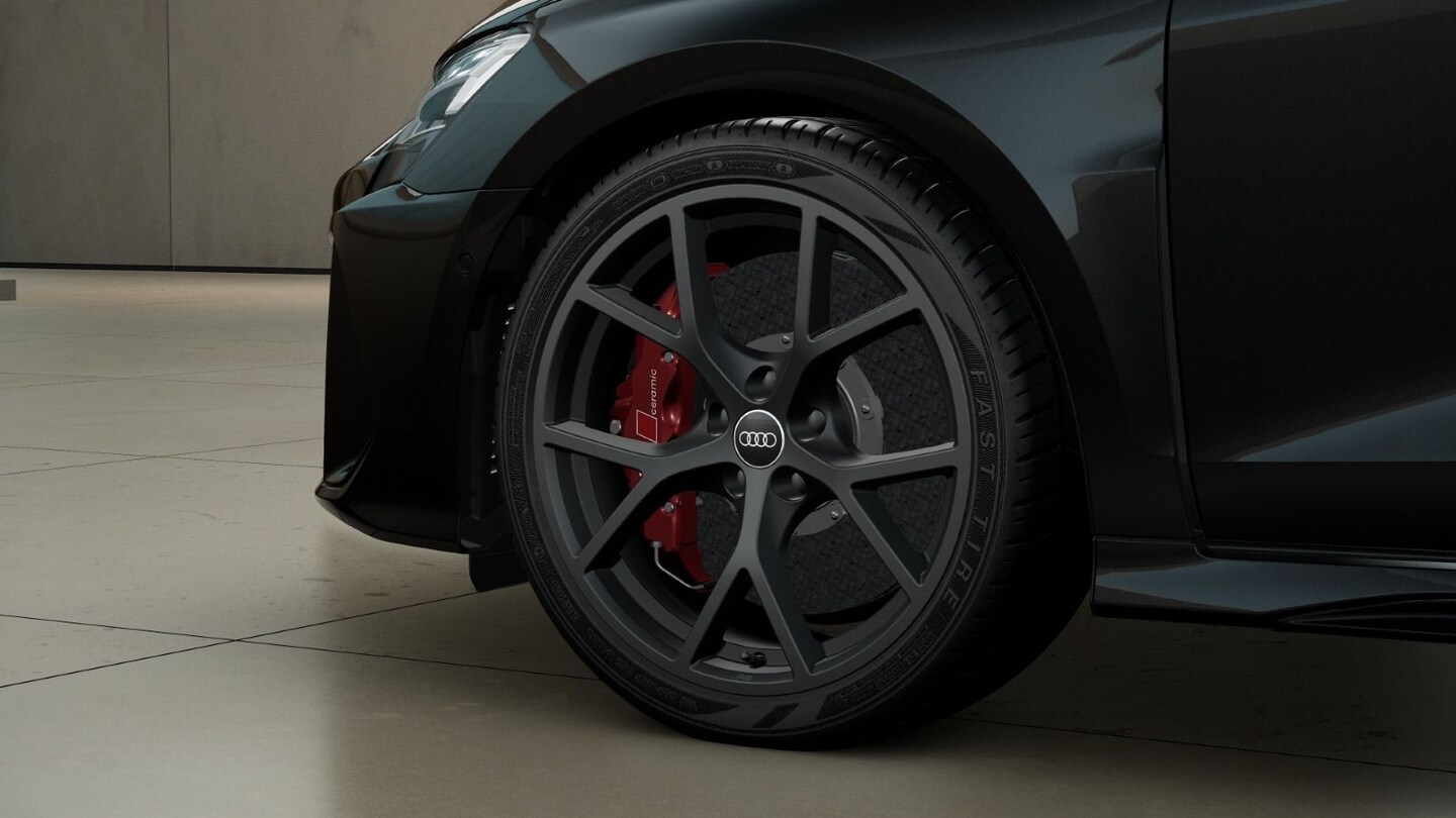 Bild über Audi RS 3 Limousine TFSI quattro 294 kW S tronic - für weitere Informationen kontaktieren Sie den Audi Partner