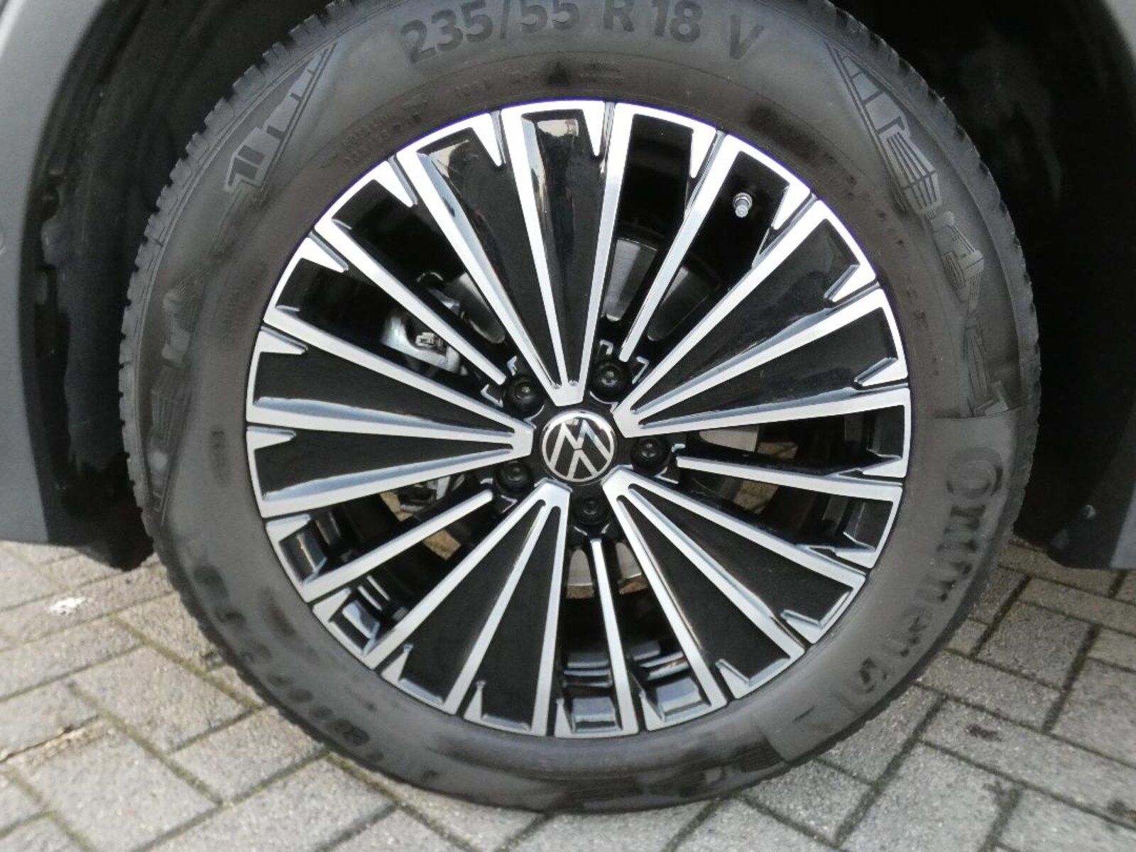 Volkswagen Tiguan – Bild 9