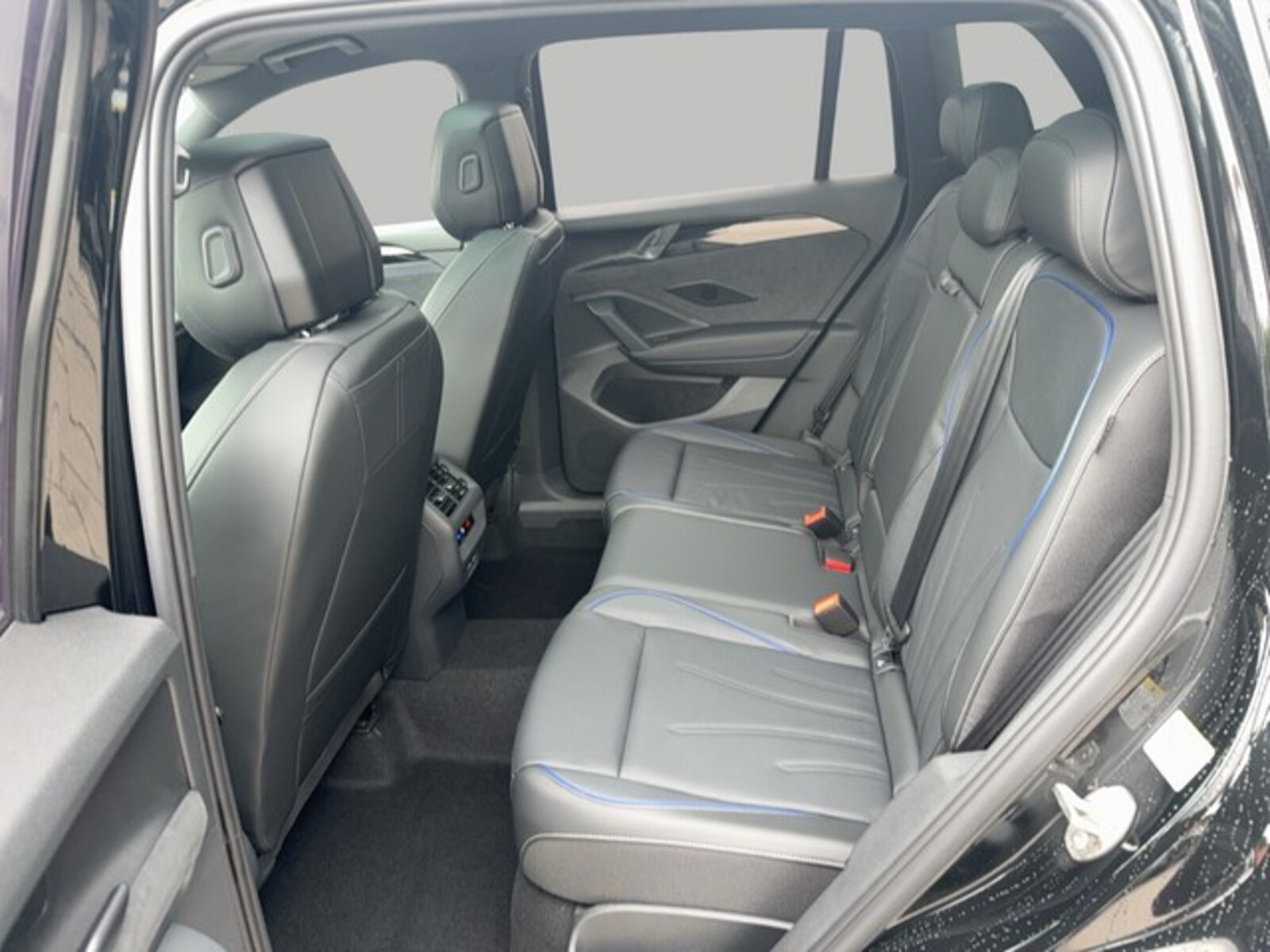 Volkswagen Tiguan – Bild 10