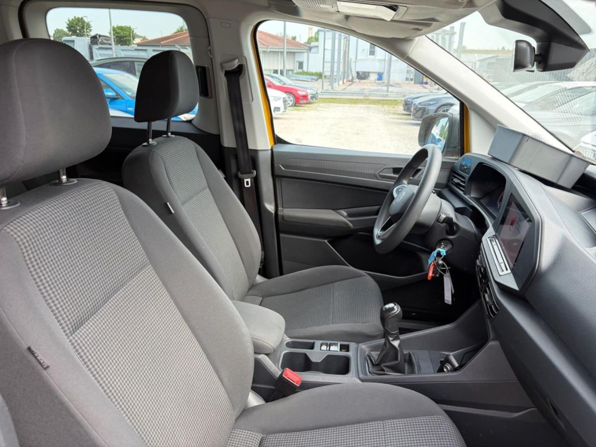 Volkswagen Caddy Basis-Modell