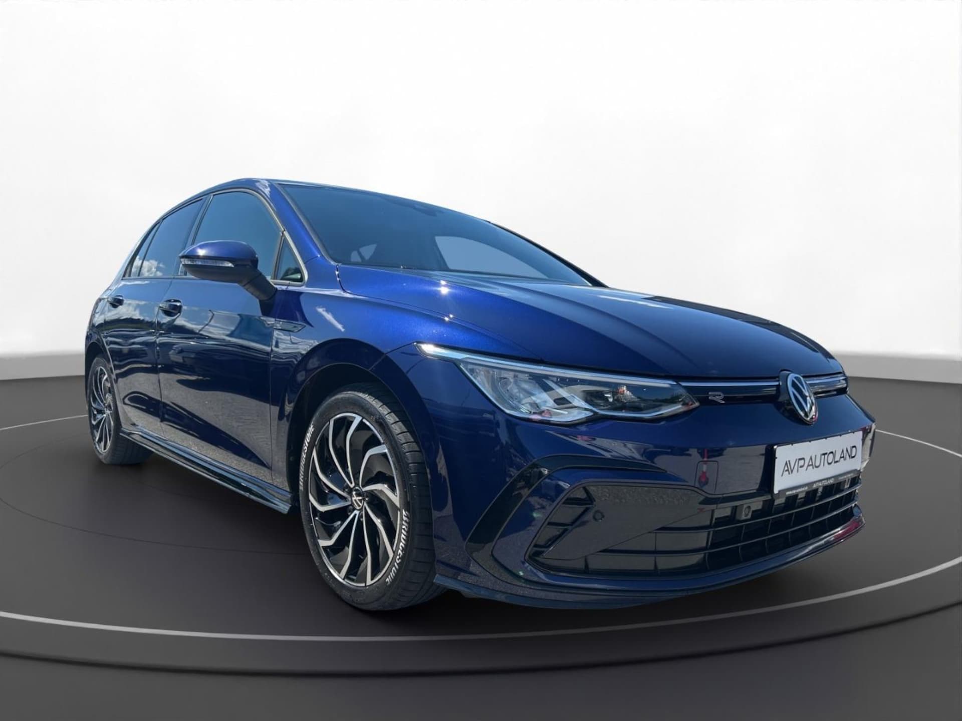 Volkswagen Golf R-Line