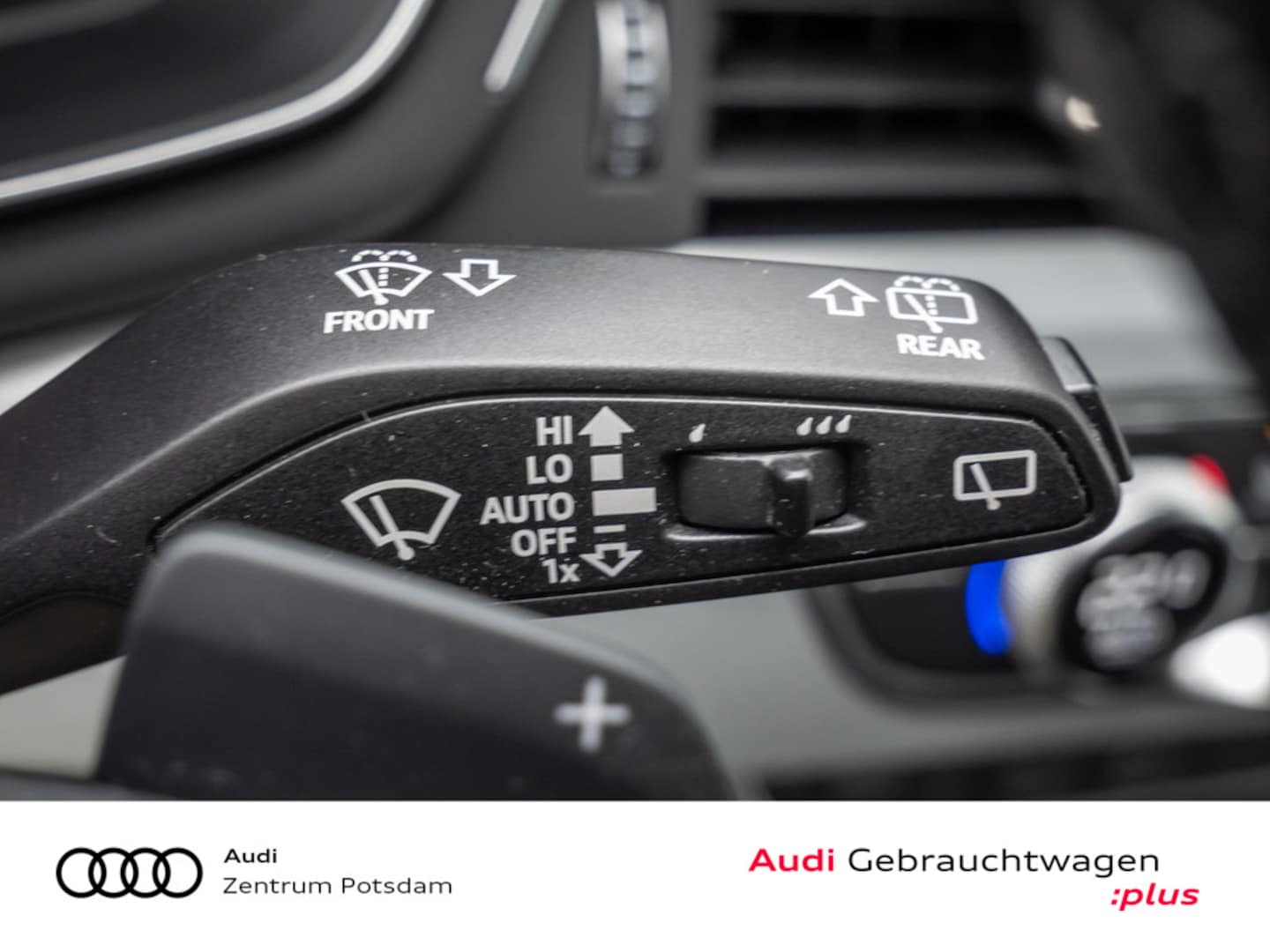 Bild über Audi A4 Avant S line 40 TFSI quattro S tronic - für weitere Informationen kontaktieren Sie den Audi Partner
