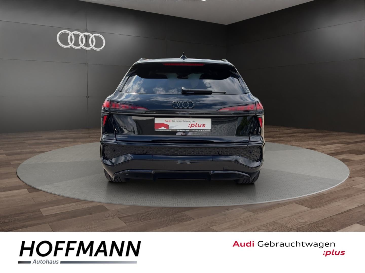 Bild über Audi Q3 SUV TFSI 110 kW S tronic - für weitere Informationen kontaktieren Sie den Audi Partner
