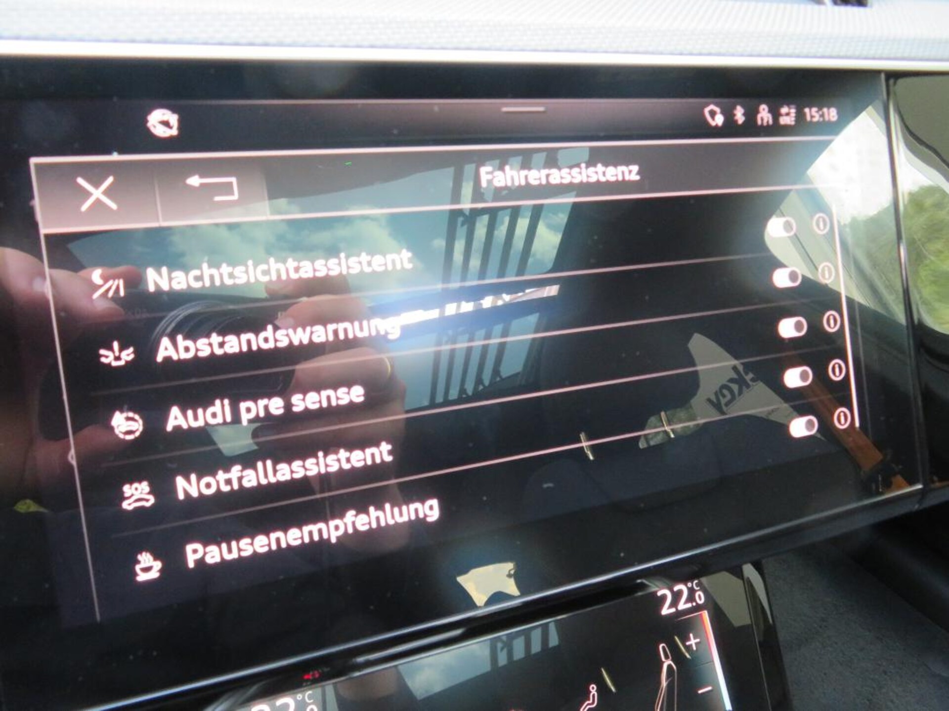 Audi e-tron S line