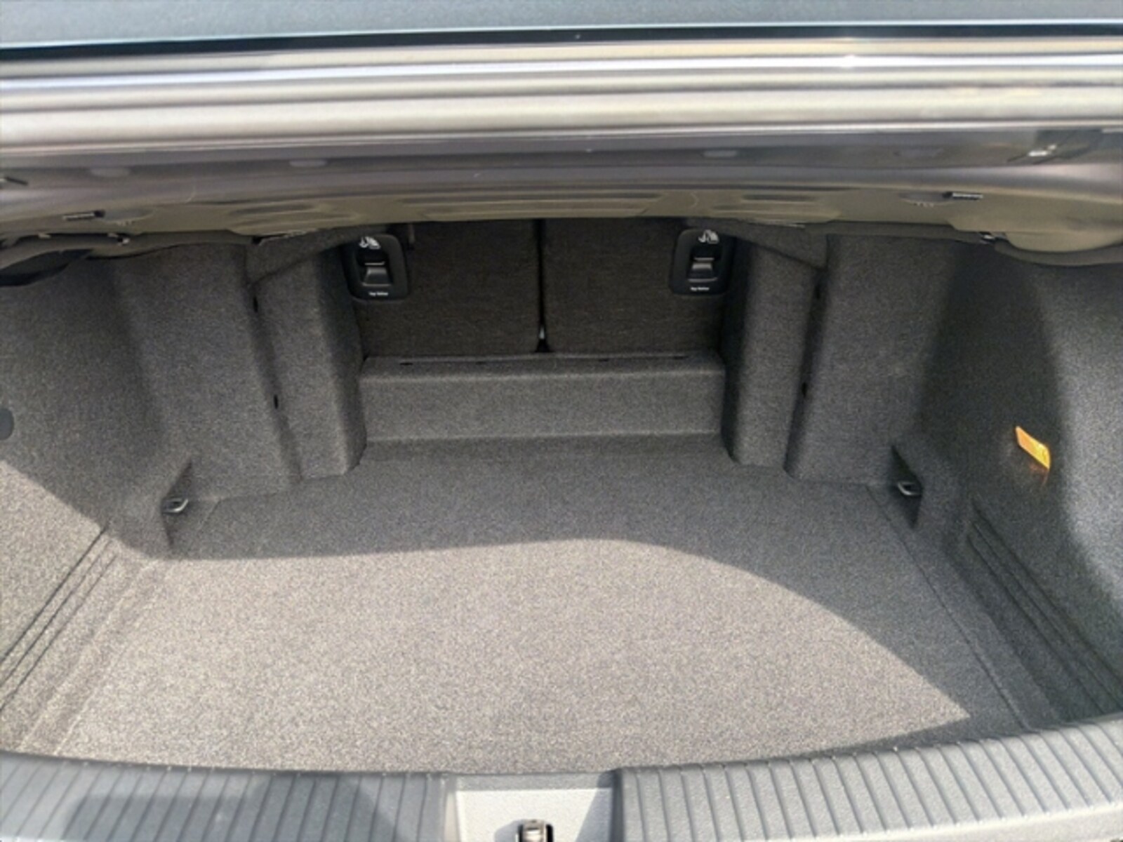 Volkswagen T-Roc Cabriolet – Bild 7