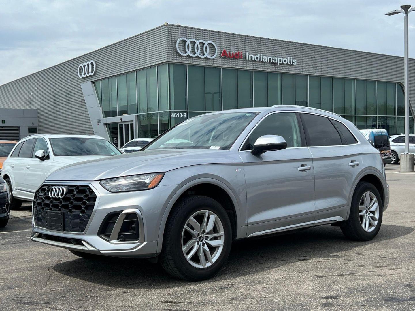 2023 Audi Q5 45 Premium's photo