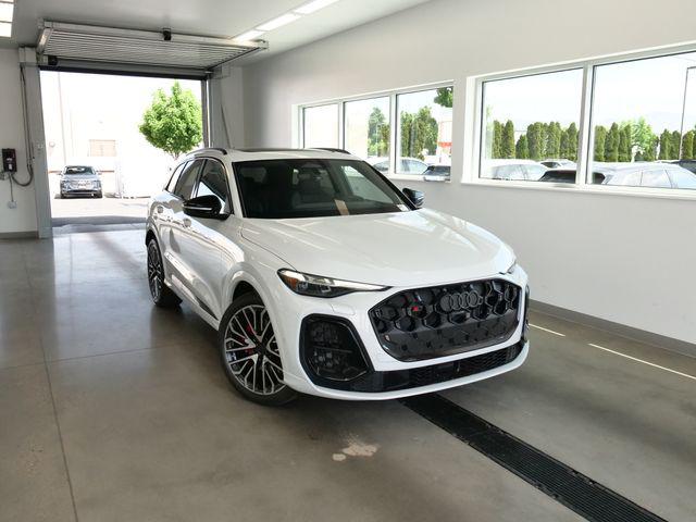 2026 Audi SQ5 Premium Plus quattro's photo