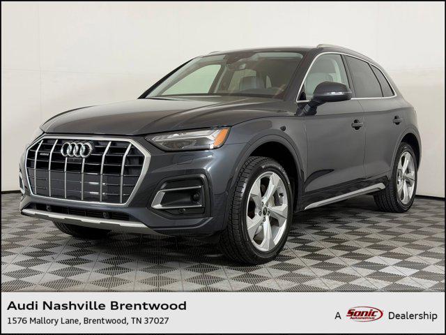 2021 Audi Q5 45 Prestige's photo