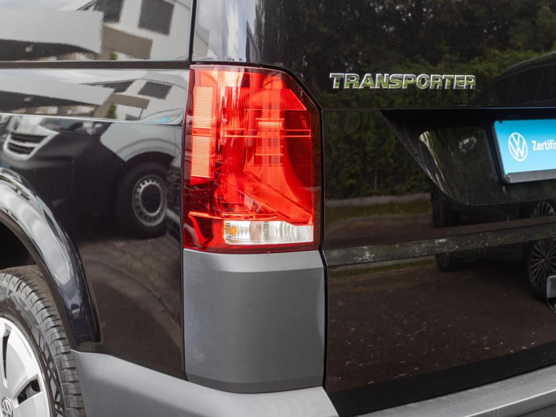 Volkswagen T6.1 Transporter Kasten langer Radstand