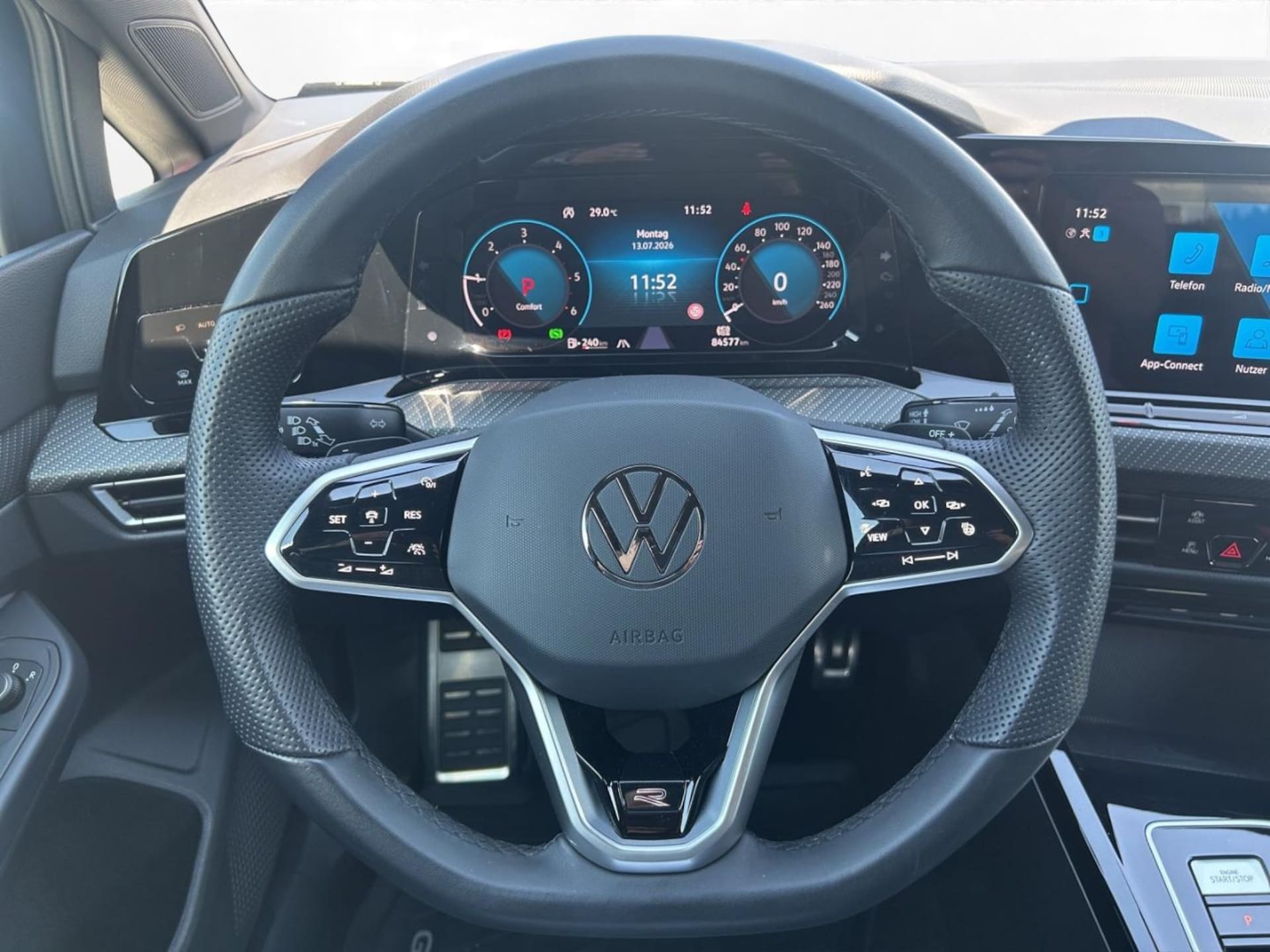 Volkswagen Golf R-Line