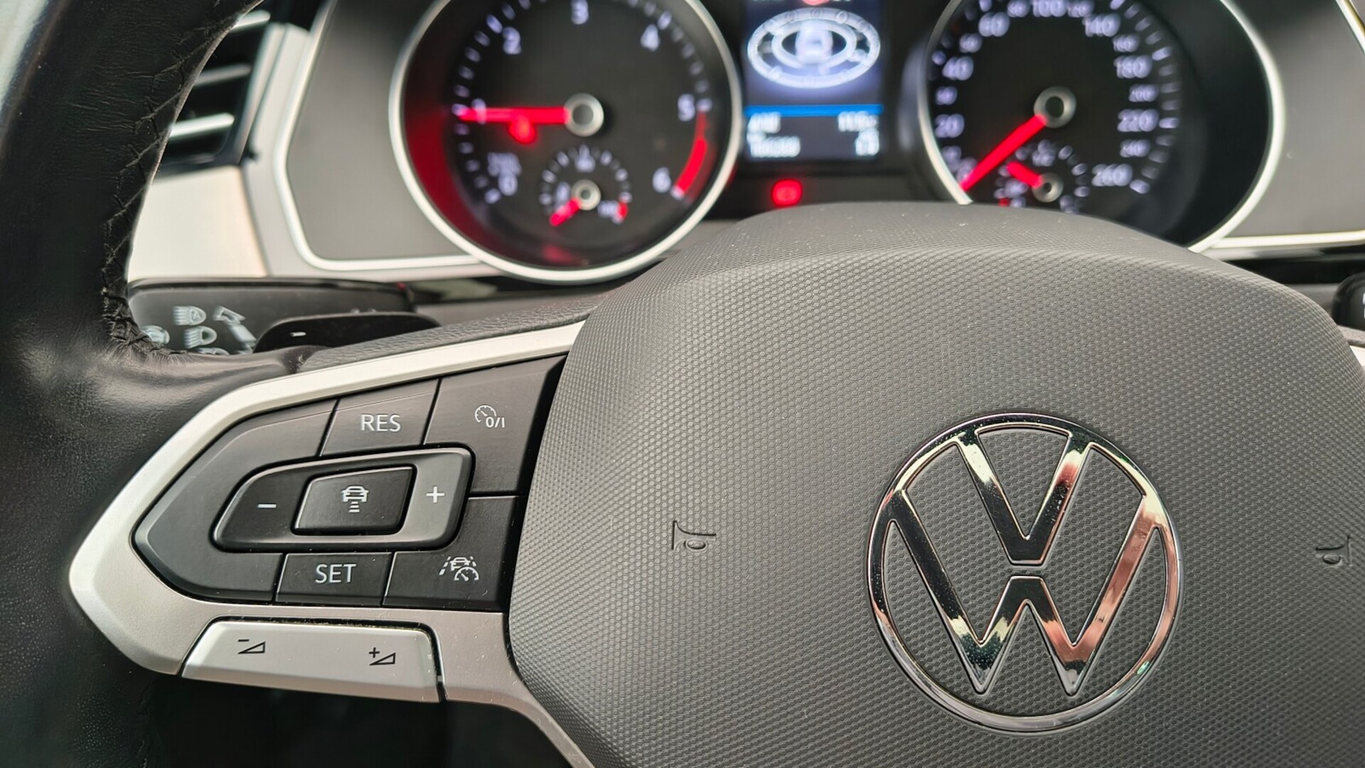 Volkswagen Passat Variant Elegance