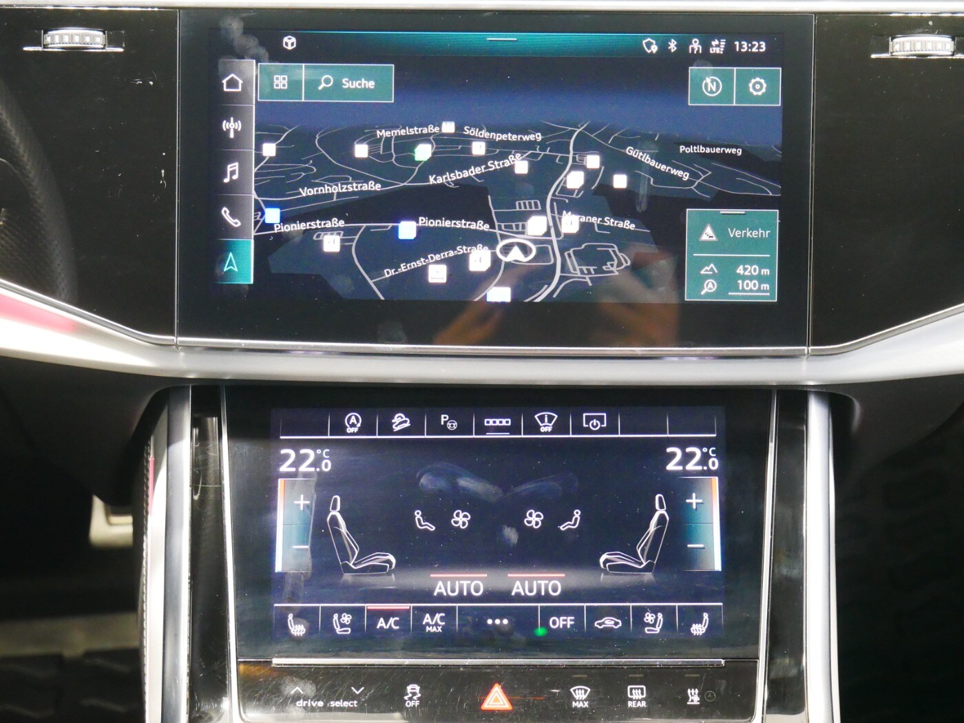 Image about Audi SQ7 TFSI quattro tiptronic