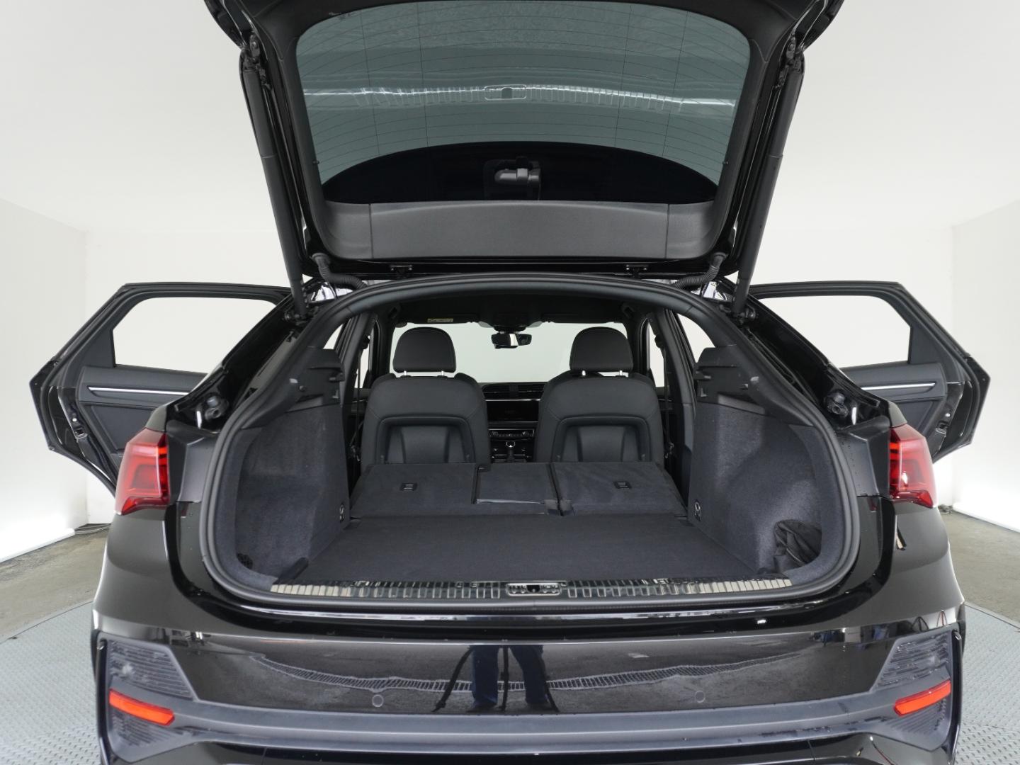 Audi Q3 Sportback 35 TFSI S line 110(150) kW(PS) S tronic for more details contact your dealer
