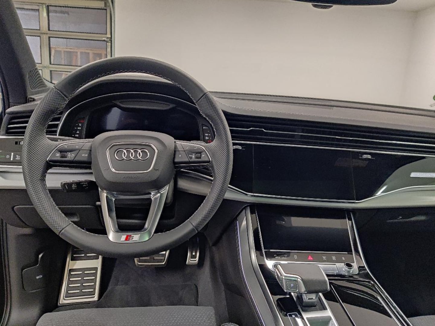 Bild über Audi Q7 SUV S line business TDI quattro 210 kW tiptronic - für weitere Informationen kontaktieren Sie den Audi Partner