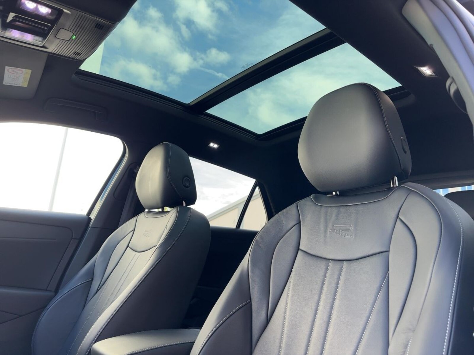 Volkswagen T-Roc – Bild 16