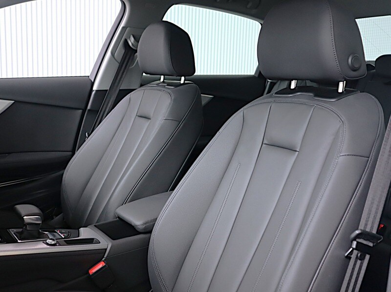 Image about Audi A4 Sedan 35 TFSI advanced