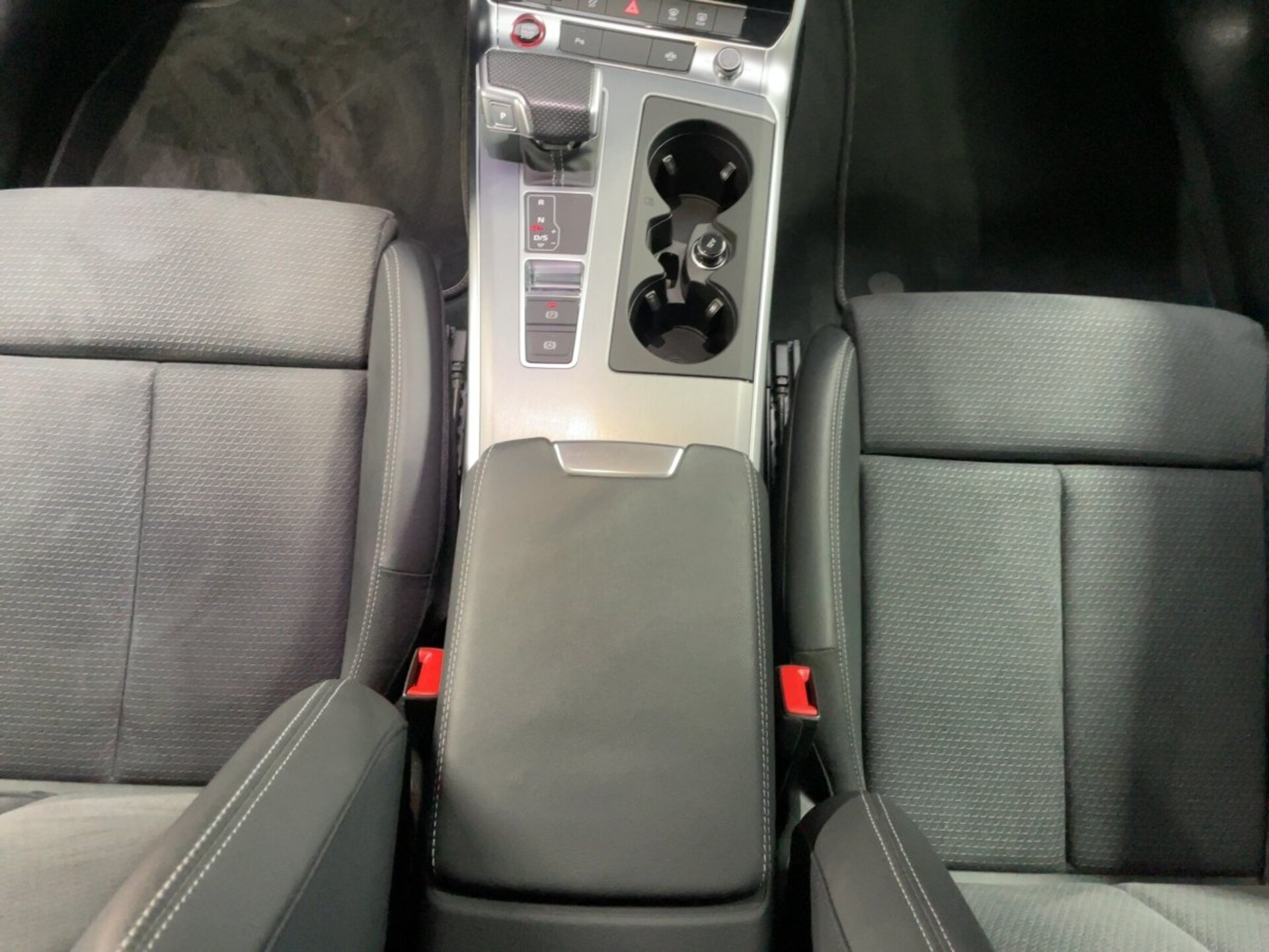 Audi S6 Avant