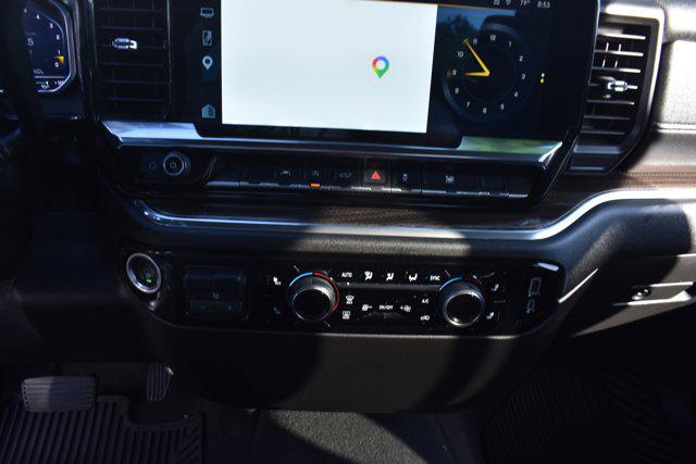 2025 Chevrolet Silverado 1500 LT - Photo 20