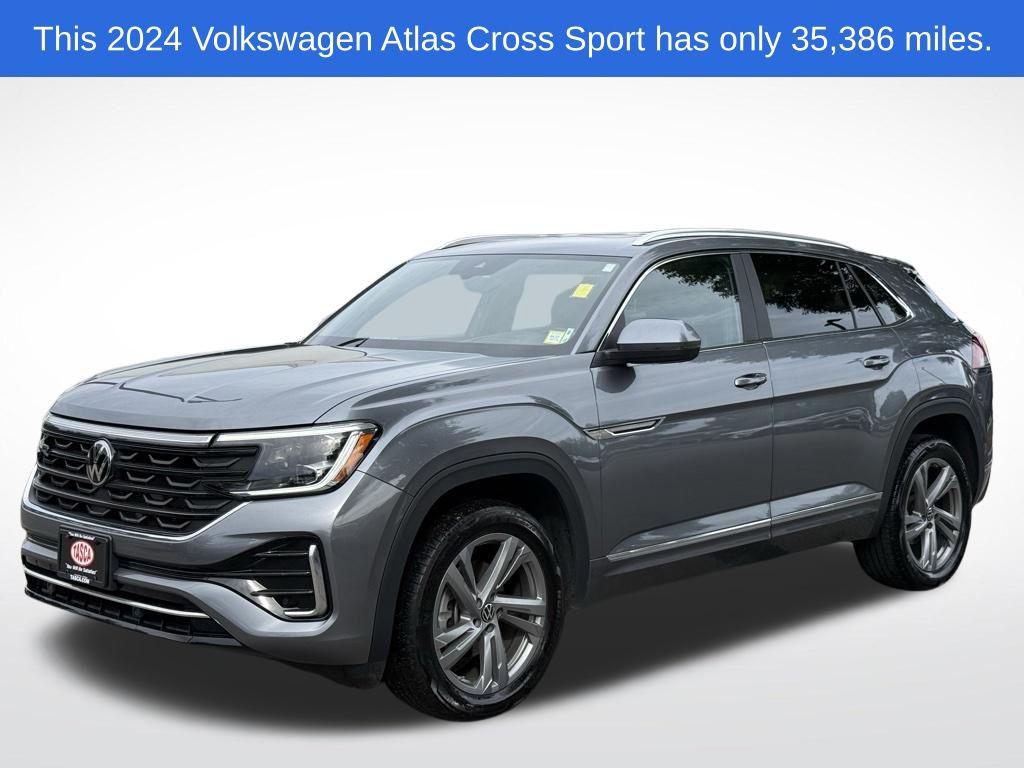 2024 Volkswagen Atlas Cross Sport 2.0T SEL R-Line 4MOTION's photo