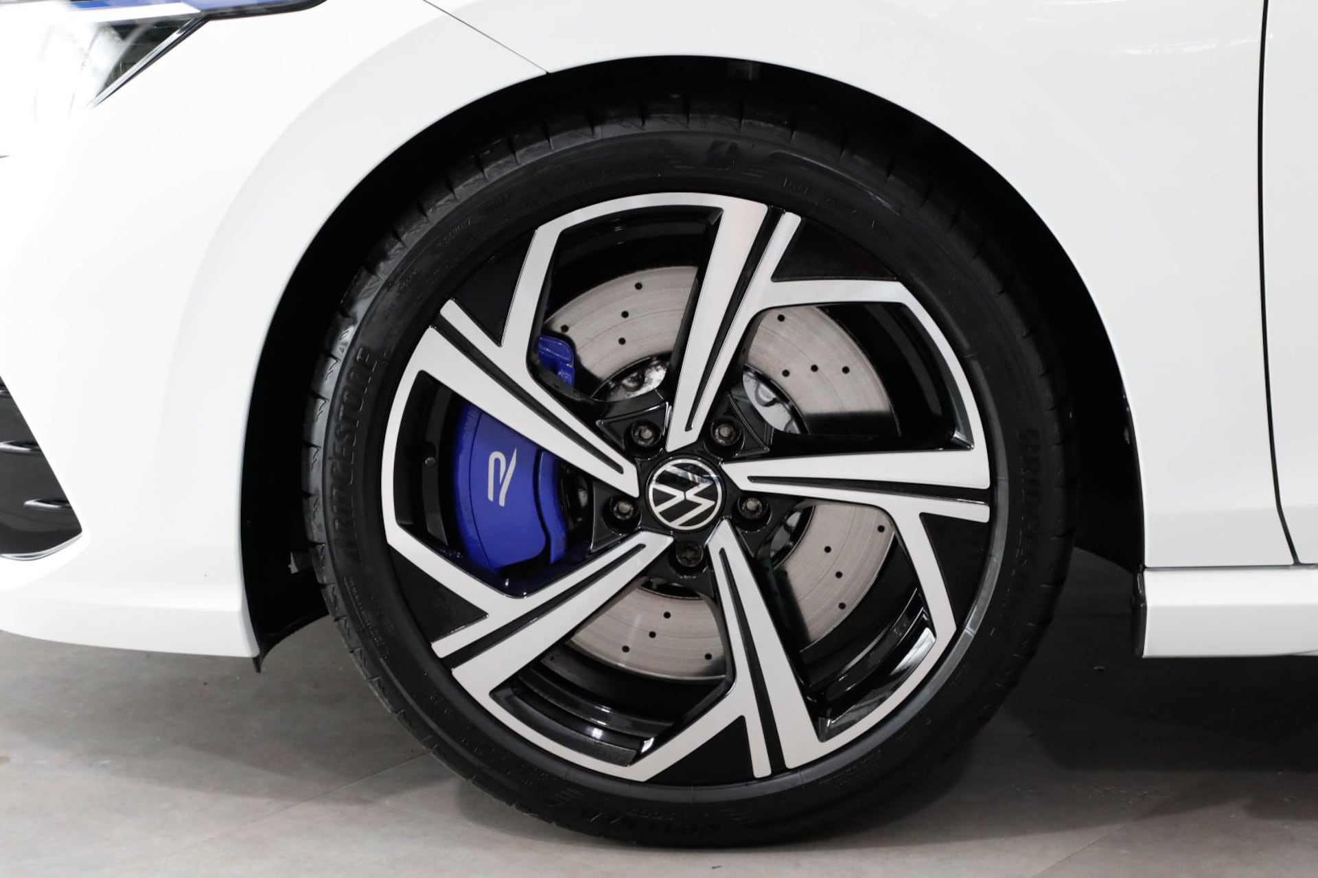 Volkswagen Golf R