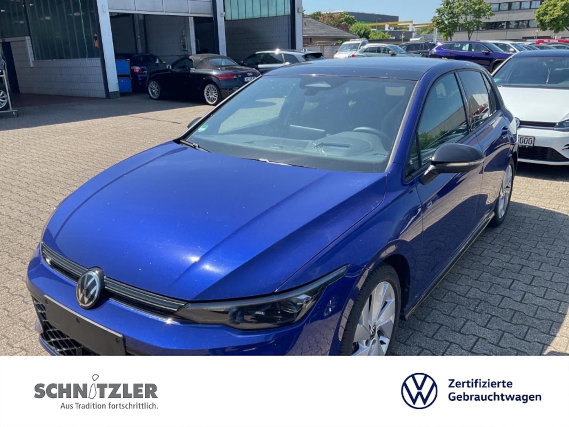 Volkswagen Golf R-Line