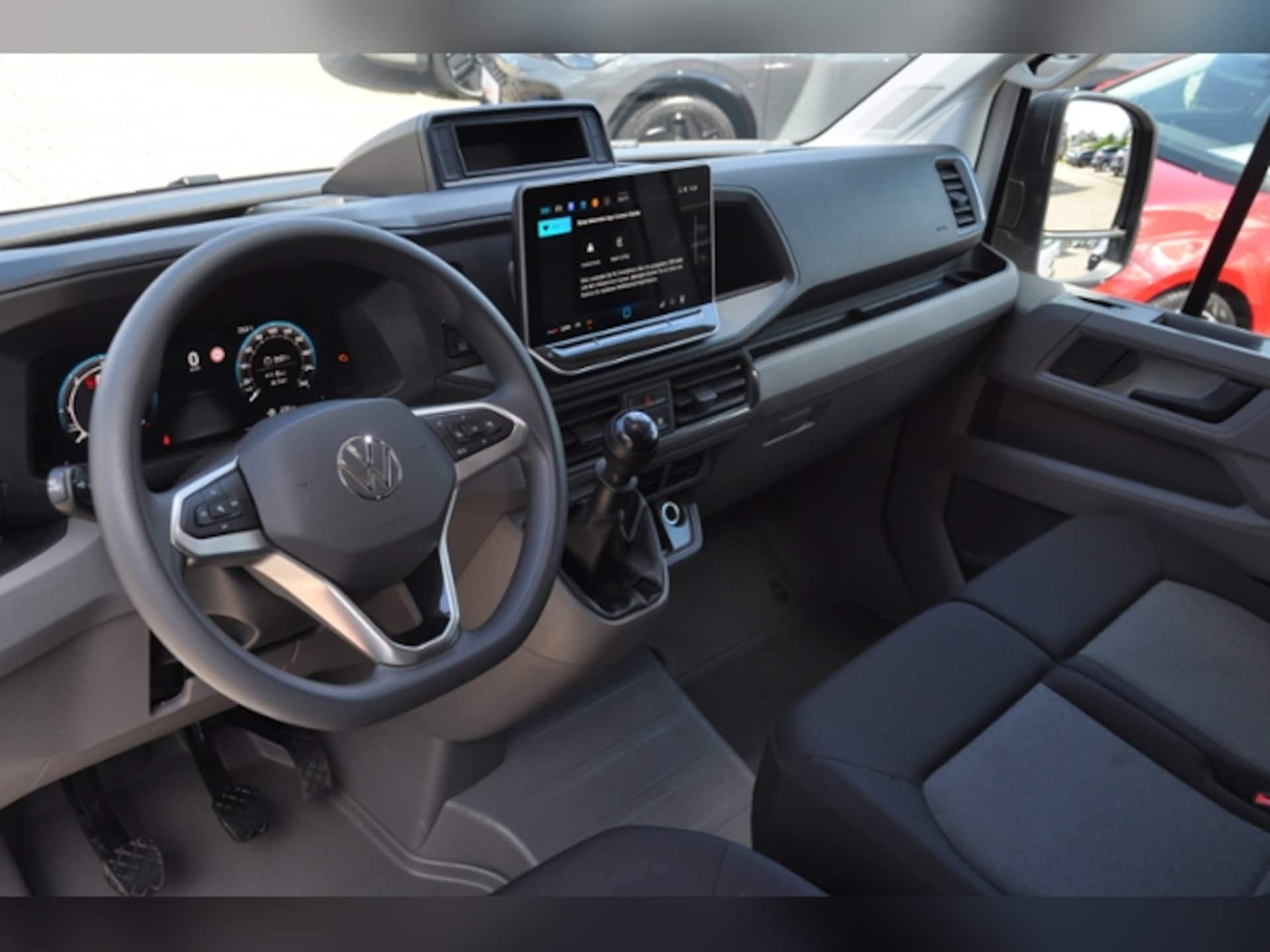 Volkswagen Crafter Kasten langer Radstand
