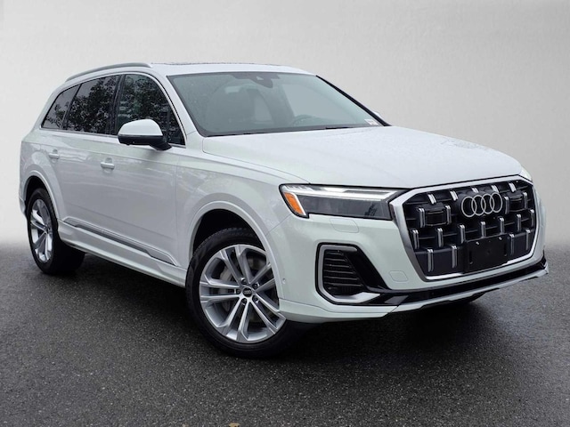 Photo of 2025 Audi Q7 