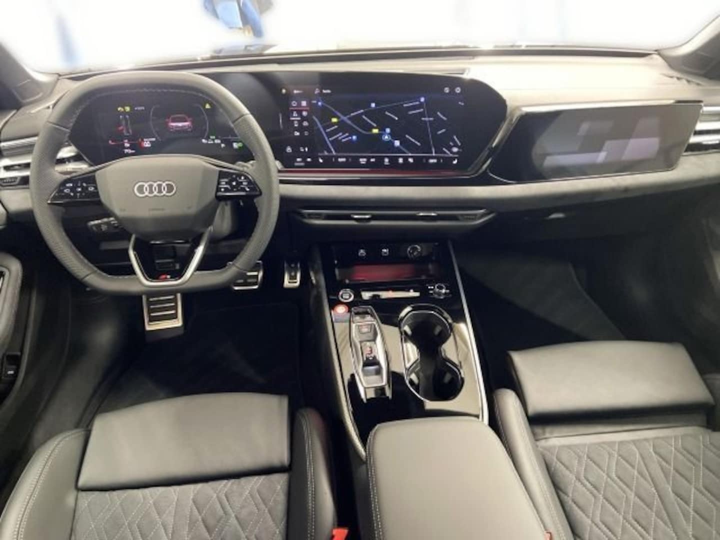 Bild über Audi A5 Avant TDI quattro 150 kW S tronic - für weitere Informationen kontaktieren Sie den Audi Partner