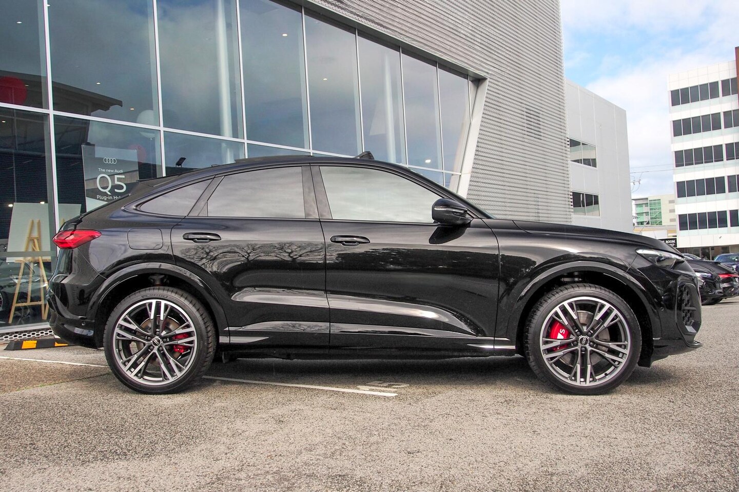 Image about Audi SQ5 Sportback TFSI 270 kW edition one