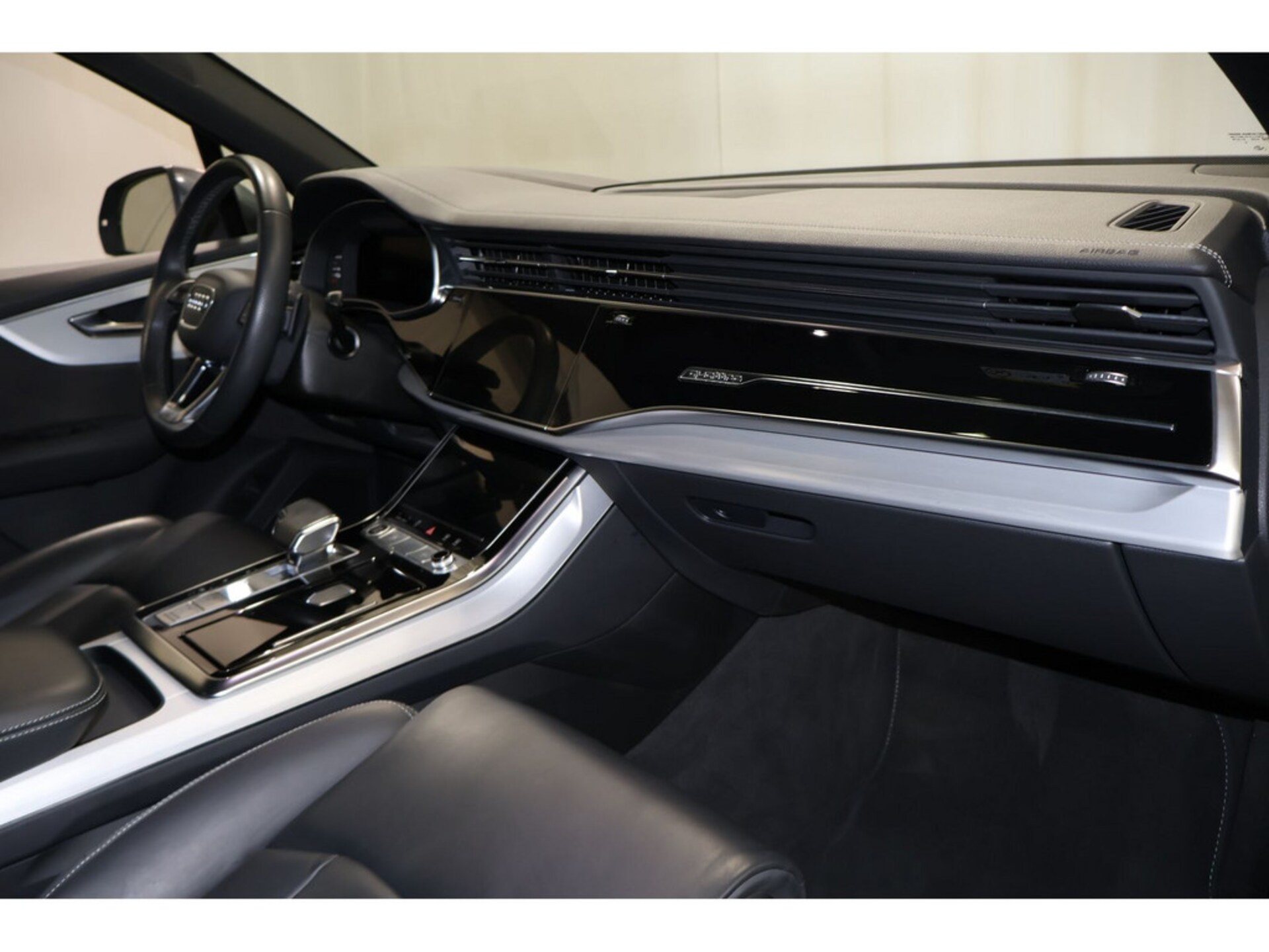 Audi Q7 SUV TFSI e S line