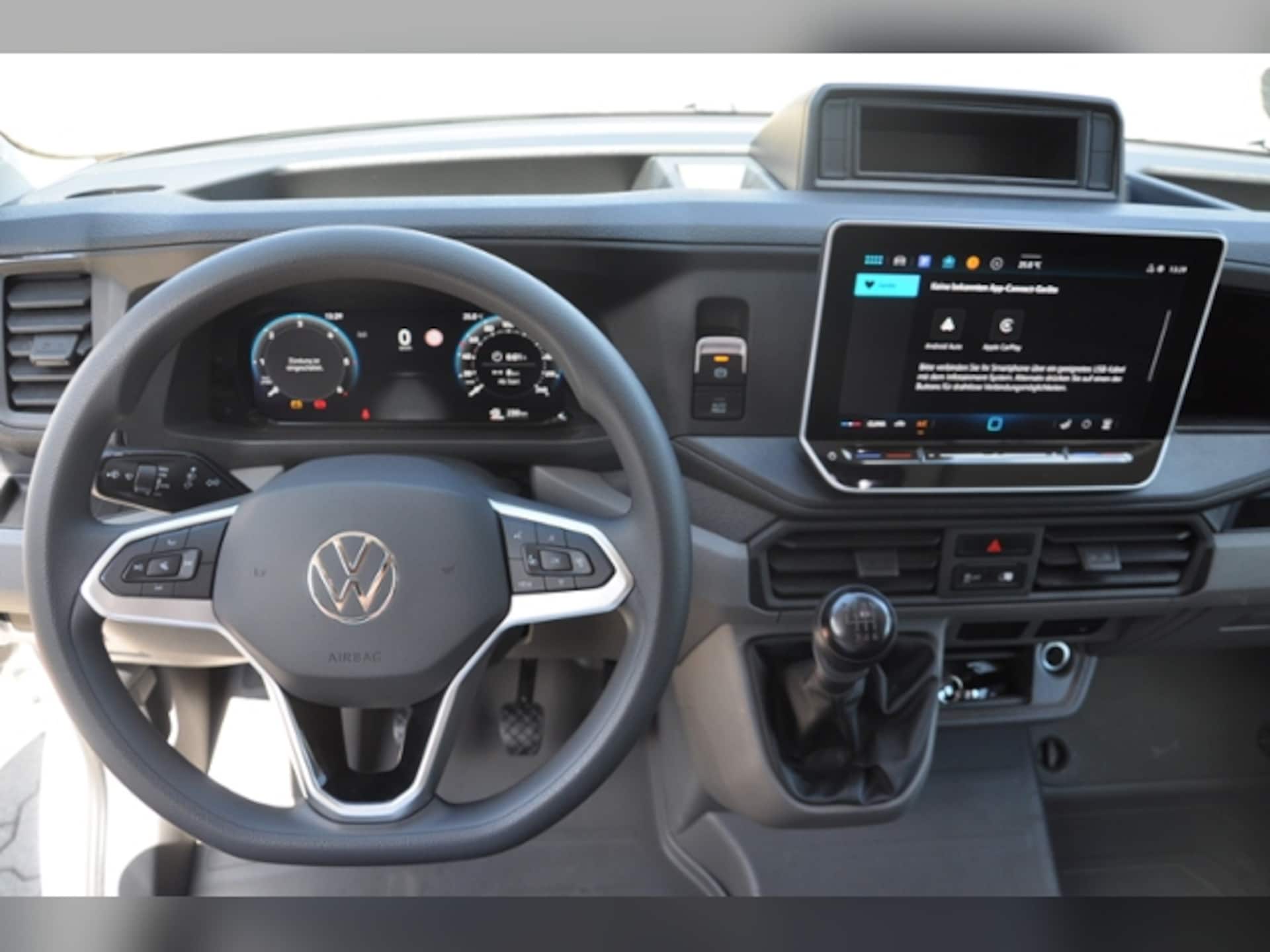 Volkswagen Crafter Kasten langer Radstand