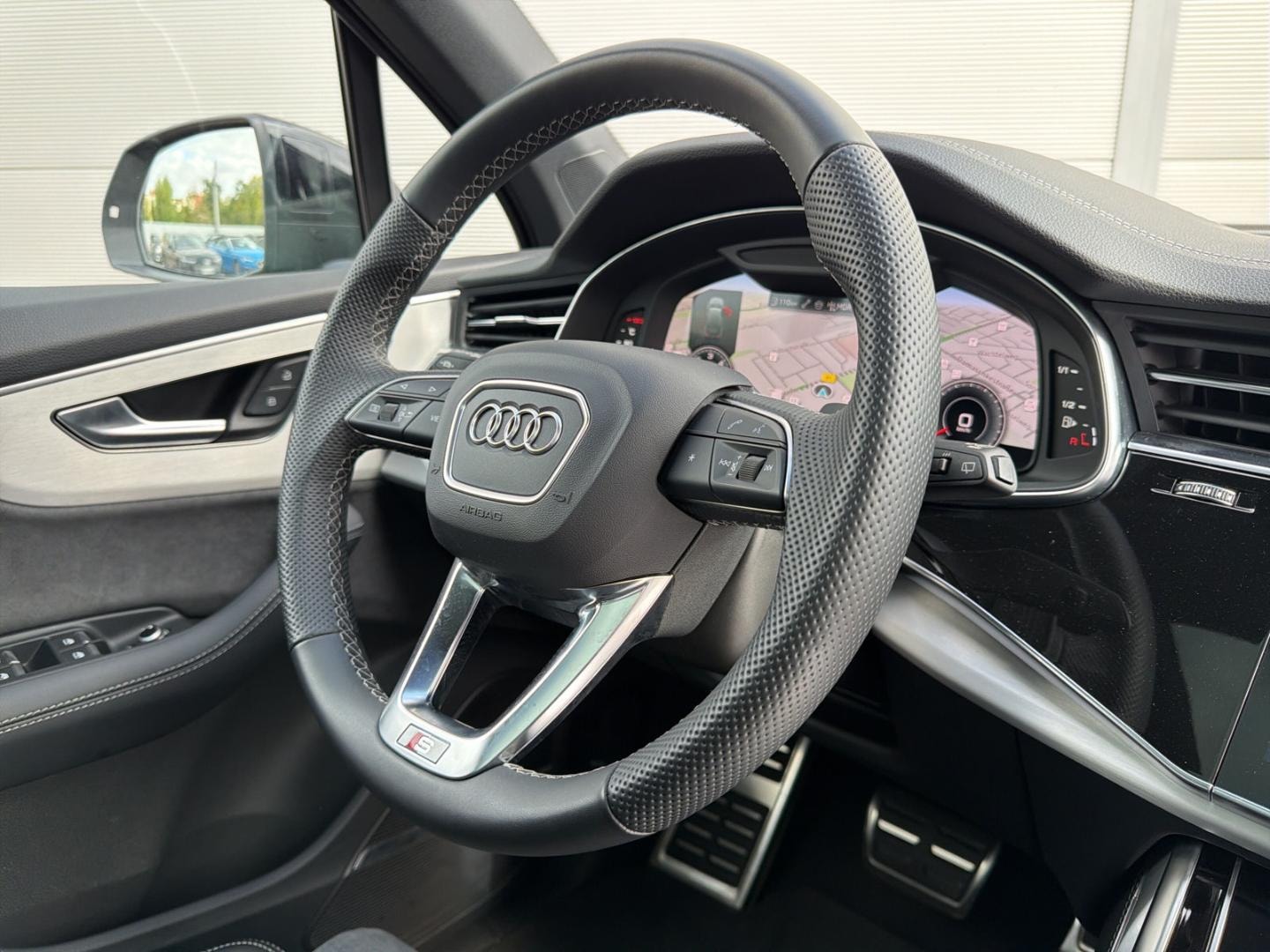 Bild über Audi Q7 SUV S line 50 TDI quattro tiptronic - für weitere Informationen kontaktieren Sie den Audi Partner