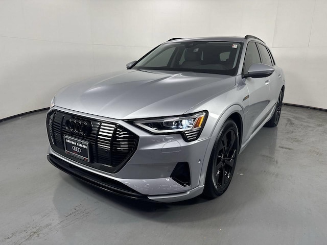 2022 Audi e-tron