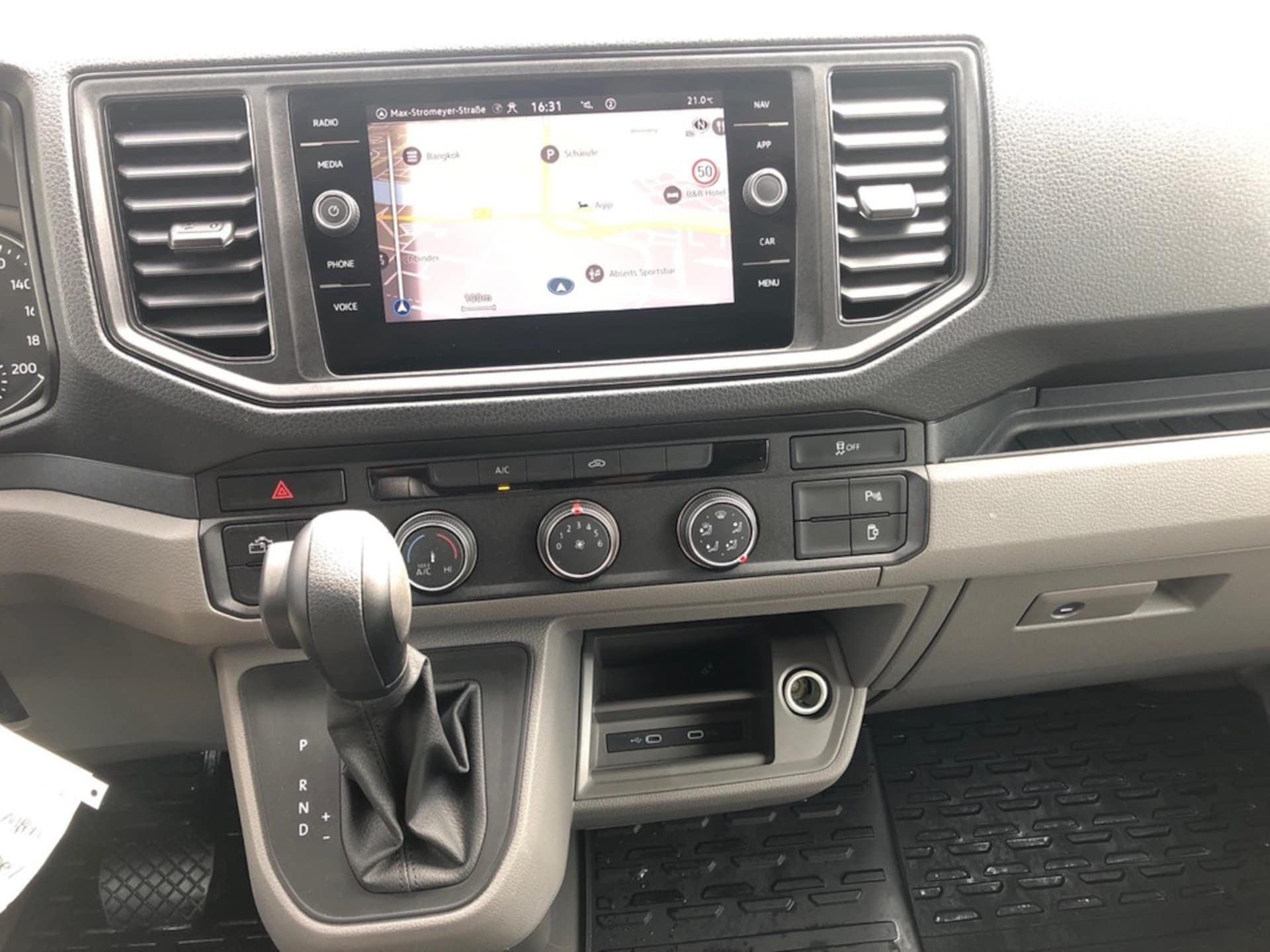 Volkswagen Grand California 600