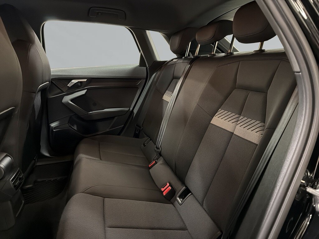 Bild som visar Audi A3 Sportback A3 Sportback 30 TFSI Proline 110 hk 6-växlad - för mer information kontakta din Audi Partner