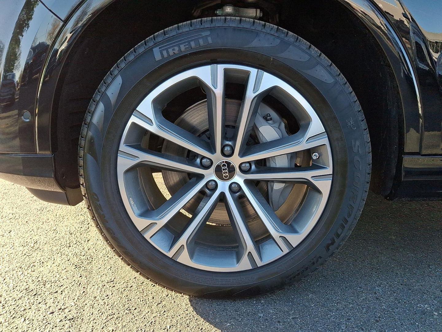 2026 Audi Q7 Premium - Photo 7