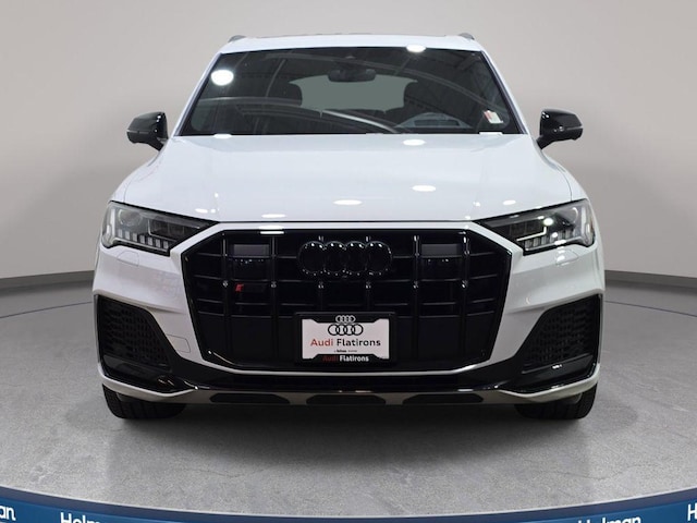 2023 Audi SQ7