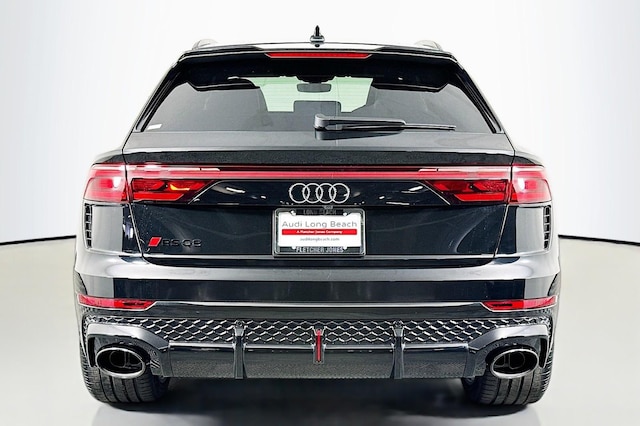 2026 Audi RS Q8 SUV performance