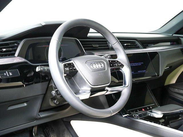 2024 Audi Q8 e-tron